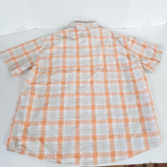 LL Bean Short Sleeve Plaid Tropicwear Shirt - Picture 4 of 5